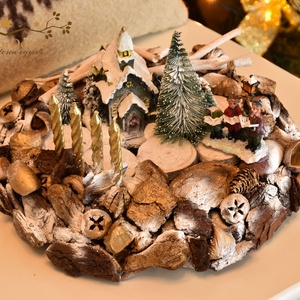 Adventi koszorú templommal és kórussal - karácsony - adventi díszek - adventi koszorú - Meska.hu