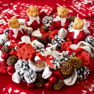 Kisméretű adventi koszorú macigyertyákkal - karácsony - adventi díszek - adventi koszorú - Meska.hu