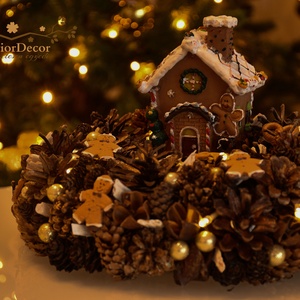 Illatos mézeskalács asztali koszorú világítással - karácsony - adventi díszek - adventi gyertyadíszek és koszorúdíszek - Meska.hu