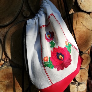 Matyó hímzett hátizsák, gymbag típusú - táska & tok - hátizsák - tornazsák, gymbag - Meska.hu