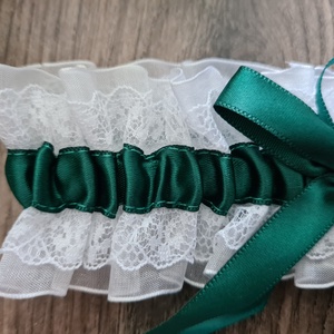 Sötétzöld színű combcsipke esküvőre vagy lánybúcsúra - esküvő - kiegészítők - harisnyatartó & valami kék - Meska.hu