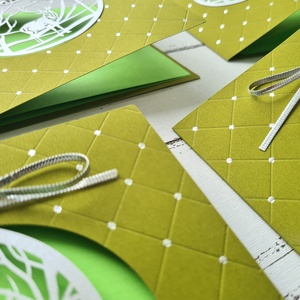 Ezüstszarvas  bársonyos zöld karácsonyi képeslap ezüst hógömb díszítéssel és borítékkal - karácsony - karácsonyi ajándékozás - karácsonyi képeslap, üdvözlőlap, ajándékkísérő - Meska.hu Ezüstszarvas  bársonyos zöld karácsonyi képeslap ezüst hógömb díszítéssel és borítékkal - karácsony - karácsonyi ajándékozás - karácsonyi képeslap, üdvözlőlap, ajándékkísérő - Meska.hu