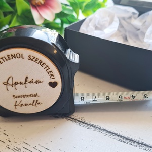 Gravírozott mérőszalag ajándék � Mérhetetlenül szeretlek, szülőköszöntő vagy apák napi ajándék - esküvő - emlék & ajándék - szülőköszöntő ajándék - Meska.hu