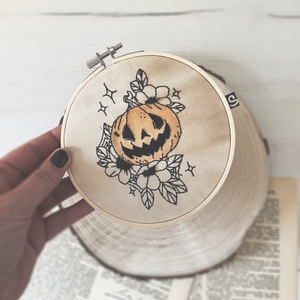 Halloween tök hímzés / fali dekoráció, Otthon & Életmód, Dekoráció, Fali és függő dekoráció, Falra akasztható dekor, Hímzés, MESKA