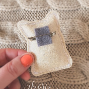 Róka Úr kitűző - ékszer - kitűző és bross - kitűző - Meska.hu