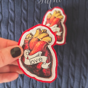 Vintage szív kitűző - ékszer - kitűző és bross - kitűző - Meska.hu
