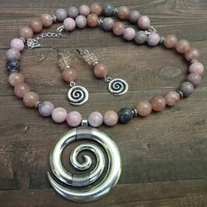 FÉLDRÁGAKŐ/ÁSVÁNY/ - SZETT - ékszer - nyaklánc - gyöngyös nyaklánc - Meska.hu