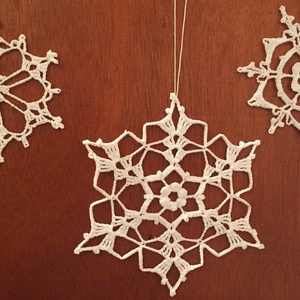 Horgolt karácsonyi hóesés - Meska.hu