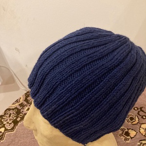 Tengerészkék férfi kötött  sapka - Meska.hu