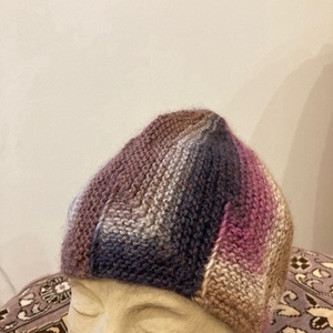 Színre-szín kötött női sapka - ruha & divat - sál, sapka, kendő - sapka - Meska.hu Színre-szín kötött női sapka - ruha & divat - sál, sapka, kendő - sapka - Meska.hu