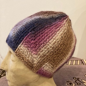 Színre-szín kötött női sapka - Meska.hu