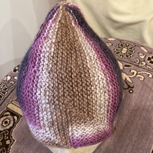 Színre-szín kötött női sapka - ruha & divat - sál, sapka, kendő - sapka - Meska.hu Színre-szín kötött női sapka - ruha & divat - sál, sapka, kendő - sapka - Meska.hu