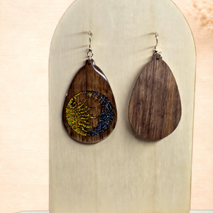 Napfény Hold � csillámos hold-mintás fa fülbevaló - ékszer - fülbevaló - lógó csepp fülbevaló - Meska.hu