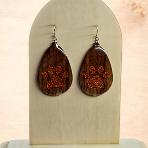 Csillogó Mancsnyom � kézzel készült fa fülbevaló - ékszer - fülbevaló - lógó csepp fülbevaló - Meska.hu