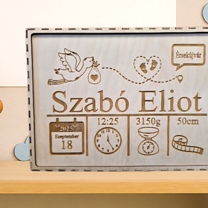 Személyre szabott fa babaköszöntő emlékdoboz - Meska.hu