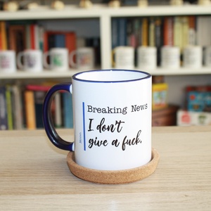 'Breaking news: I dontt give' feliratú bögre - Meska.hu