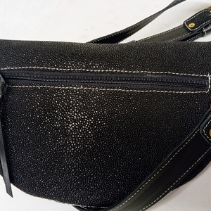 Övtáska - fekete/fehér - táska & tok - övtáska - Meska.hu