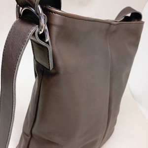 Elegáns válltáska_barna_1 - táska & tok - kézitáska & válltáska - nagy pakolós táska - Meska.hu