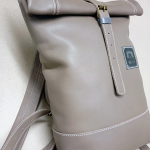 Csini futár hátizsák nem csak futároknak_drapp - Meska.hu