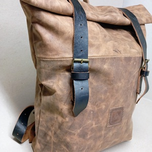 Roll top hátizsák_mogyoróbarna - Meska.hu