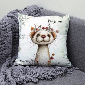 Névvel kérhető - Tündéri hermelin, a kecses felfedező mintás párna - otthon & életmód - lakástextil - párna & párnahuzat - díszpárna (belsővel együtt) - Meska.hu