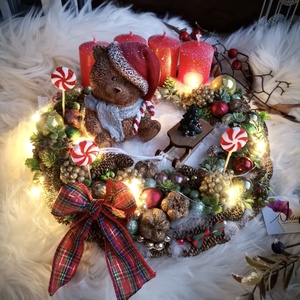 AKCIÓ! Adventi koszorú, világító koszorú,  Maci világító  adventi koszorú, Karácsonyi dekoráció, asztaldísz - karácsony - adventi díszek - adventi koszorú - Meska.hu