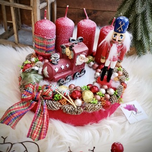 Diótörő adventi koszorú_mozdony, vonat adventi koszorú - karácsony - adventi díszek - adventi koszorú - Meska.hu