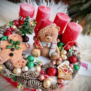 Adventi koszorú, világító koszorú,  Maci világító  adventi koszorú, Karácsonyi dekoráció, asztaldísz - karácsony - adventi díszek - adventi koszorú - Meska.hu