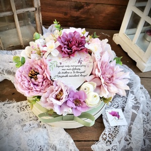 Szülőköszöntő ajándék, Édesanya virágbox, esküvő, Selyemvirág köszöntő - esküvő - emlék & ajándék - szülőköszöntő ajándék - Meska.hu