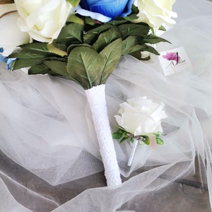 Valami kék Menyasszonyi csokor, örökcsokor, selyemvirág csokor kitűzővel, - esküvő - menyasszonyi- és dobócsokor - Meska.hu