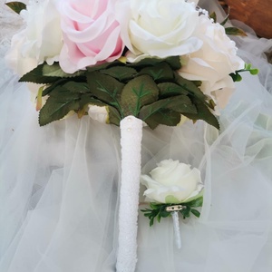 Gyöngyös Pasztell magenta menyasszonyi csokor, örökcsokor, selyemvirág csokor kitűzővel (Gyöngy_magenta_nude) - esküvő - menyasszonyi- és dobócsokor - Meska.hu