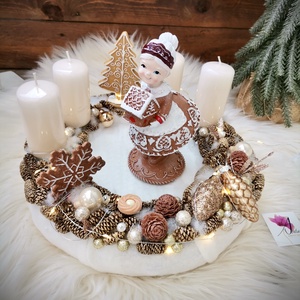 LED-es Világító, mézeskalács nagymama adventi koszorú, mézeskalács adventi dísz - Meska.hu