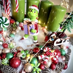 Világító Grincs, grincses adventi koszorú grincses karácsonyi dísz - karácsony - adventi díszek - adventi koszorú - Meska.hu