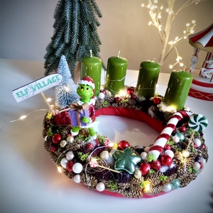 Világító Grincs, grincses adventi koszorú grincses karácsonyi dísz - Meska.hu