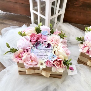Szülőköszöntő ajándék szett, Szülőköszöntő virágbox, esküvő, Selyemvirág köszöntő - esküvő - emlék & ajándék - szülőköszöntő ajándék - Meska.hu