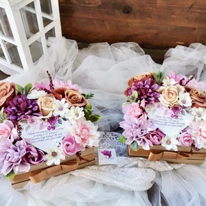 Szülőköszöntő ajándék szett, Szülőköszöntő virágbox, esküvő, Selyemvirág köszöntő - Meska.hu