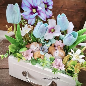 Fiókos őzike dekoráció, Tavaszi asztaldísz, húsvéti kosár dekoráció, pillangóvirág fiók dekor - otthon & életmód - dekoráció - húsvéti asztaldíszek - Meska.hu