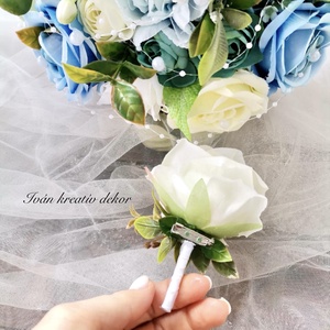 Gyöngyös Valami kék Menyasszonyi csokor, örökcsokor, selyemvirág csokor kitűzővel, - esküvő - menyasszonyi- és dobócsokor - Meska.hu