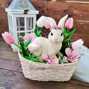 Nyuszi tulipán dekoráció, Tavaszi asztaldísz, húsvéti kosár dekoráció, dekor - ünnepi díszek, dekorációk - húsvéti díszek és dekorációk - húsvéti virágos díszek - Meska.hu