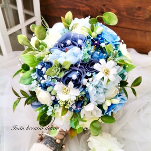 Gyöngyös Valami kék Menyasszonyi csokor, örökcsokor, selyemvirág csokor kitűzővel, - esküvő - menyasszonyi- és dobócsokor - Meska.hu