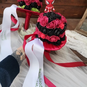 Ovis Ballagási csokor, pókember - otthon & életmód - virágdekoráció - virágok - virágcsokor - Meska.hu