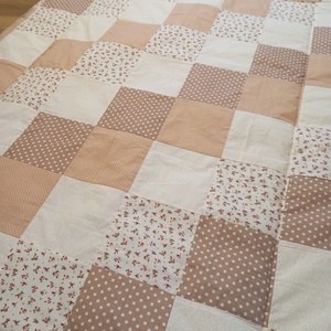 Felnőtt méretű patchwork paplan, takaró - Bézs virágos - otthon & életmód - lakástextil - felnőtt takaró, pléd - Meska.hu