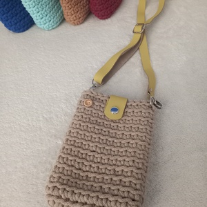 Homok/Sárga horgolt mobil-táska - bőr táskapánttal, Táska & Tok, Kézitáska & válltáska, Vállon átvethető táska, Horgolás, MESKA