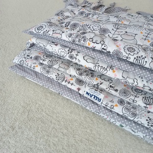 Három részes garnitúra: paplan+párna+rácsvédő /Hippo/ - otthon & életmód - babaszoba, gyerekszoba - szett kiságyba - Meska.hu