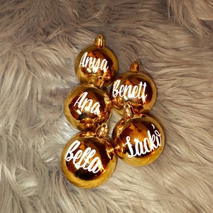 Karácsonyfagömb névvel, Karácsony, Karácsonyi lakásdekoráció, Karácsonyfadíszek, , MESKA