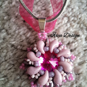 Amarillisz Medál Nyaklánccal - ékszer - nyaklánc - medálos nyaklánc - Meska.hu