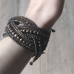 �� Arany éj gyöngy karkötő � elegáns kézműves statement ékszer - ékszer - karkötő - gyöngyös karkötő - Meska.hu