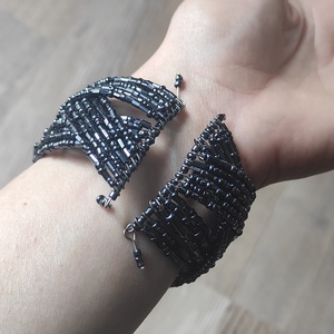 � Fekete Elegancia gyöngy karkötő � kézzel készített statement ékszer - ékszer - karkötő - gyöngyös karkötő - Meska.hu