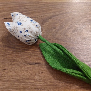 Textil tulipán , Otthon & Életmód, Dekoráció, Asztal és polc dekoráció, Asztaldísz, Varrás, MESKA