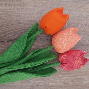 Textil tulipán , Otthon & Életmód, Dekoráció, Asztal és polc dekoráció, Asztaldísz, Varrás, MESKA